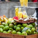 vendeur-rue-fruits-culture-colombie