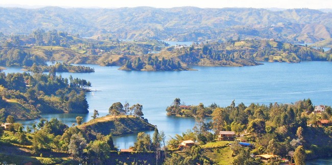 Lac El Peñol Medellin