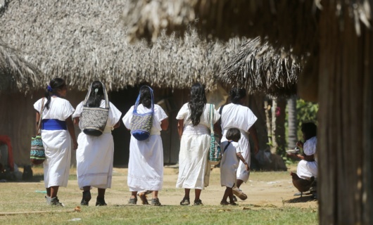 indiens-arhuacos-colombie