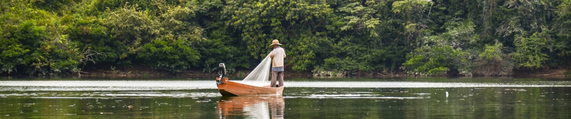 pêcheur-piogue-nature-colombie