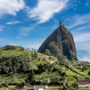 penol-guatape-piedra-colombie