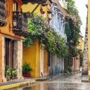 rue-pluie-carthagène-maisons-cololoniales-colombie